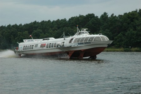 1. draagvleugelboot watertaxi
