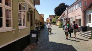 Straat-restaurant-Aeroskobi